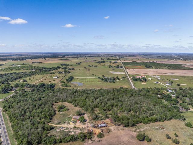 4231 Johnston Road, Wallis, TX 77485