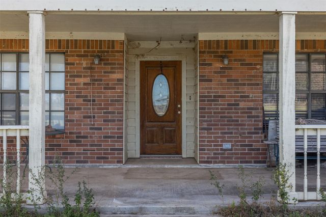 4231 Johnston Road, Wallis, TX 77485