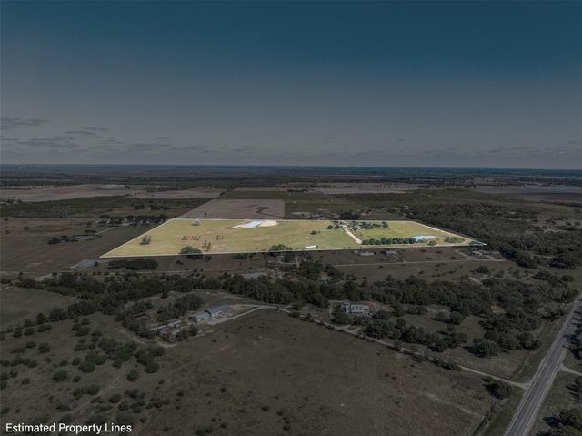 4231 Johnston Road, Wallis, TX 77485