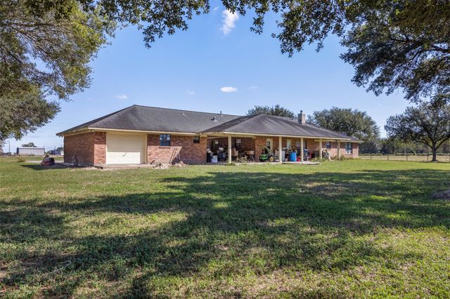 4231 Johnston Road, Wallis, TX 77485