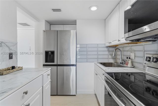 2841 NE 163rd St 607, North Miami Beach, FL 33160