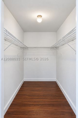 2841 NE 163rd St 607, North Miami Beach, FL 33160