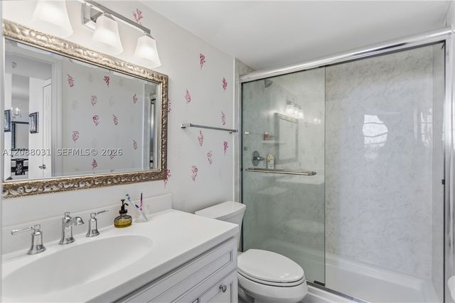 2841 NE 163rd St 607, North Miami Beach, FL 33160