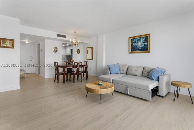 2841 NE 163rd St 607, North Miami Beach, FL 33160