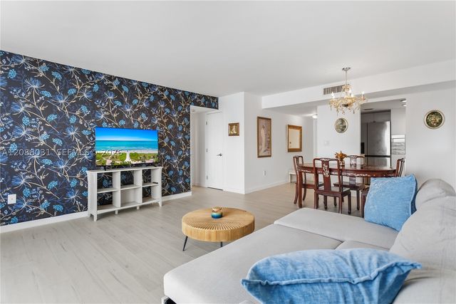 2841 NE 163rd St 607, North Miami Beach, FL 33160