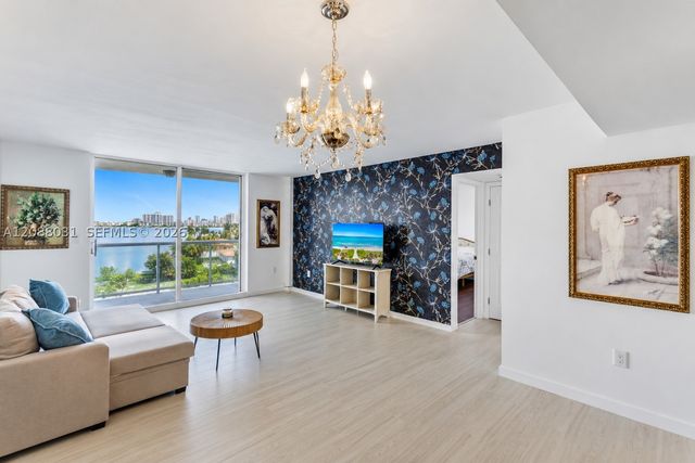 2841 NE 163rd St 607, North Miami Beach, FL 33160