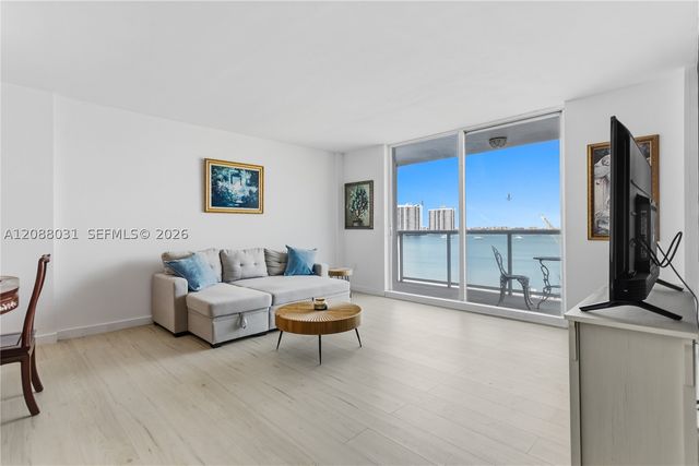 2841 NE 163rd St 607, North Miami Beach, FL 33160