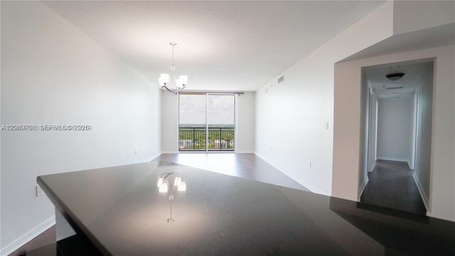 9066 SW 73rd Ct 1810, Miami, FL 33156