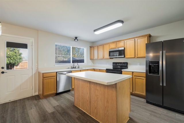 1817 Heron Drive, Aubrey, TX 76227