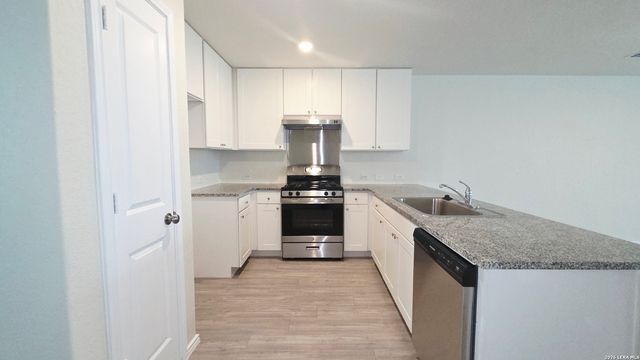 4310 Rapids Way, San Antonio, TX 78223