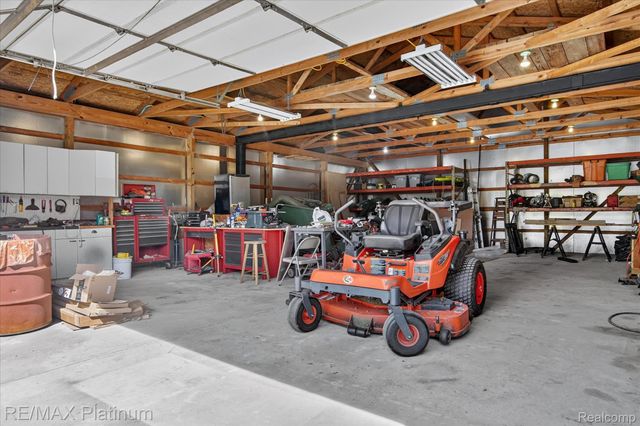 7996 Kearney Road, Northfield Township, MI 48189