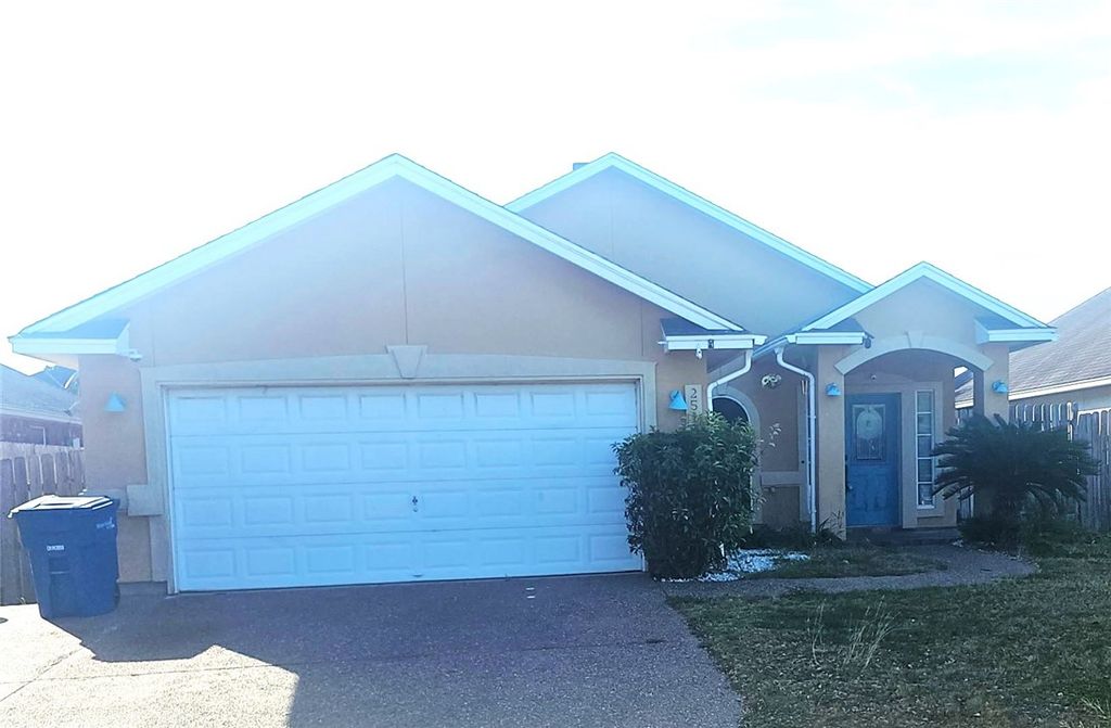 2517 Windrose Dr, Corpus Christi, TX 78414 — exterior