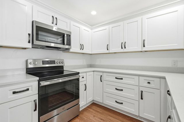 2927 LANTERN DRIVE, South Daytona, FL 32119