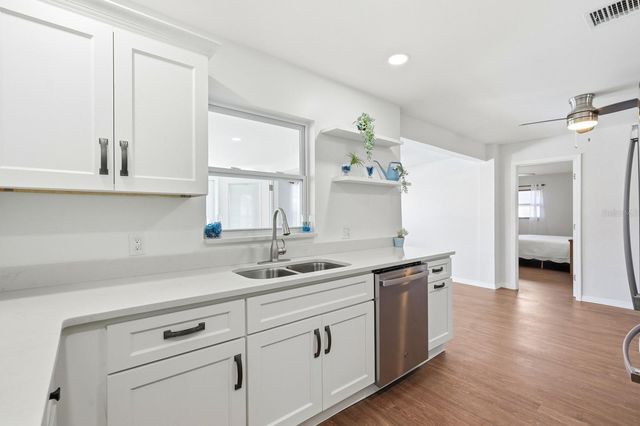 2927 LANTERN DRIVE, South Daytona, FL 32119