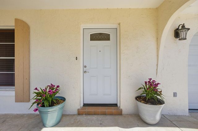 2927 LANTERN DRIVE, South Daytona, FL 32119