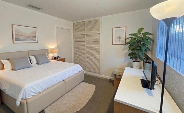 2320 NE 13th Street, Pompano Beach, FL 33062