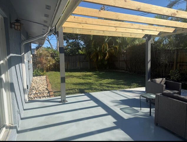 2320 NE 13th Street, Pompano Beach, FL 33062