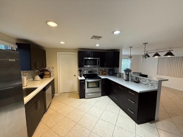 2320 NE 13th Street, Pompano Beach, FL 33062