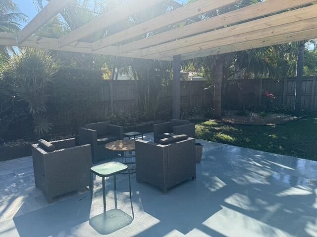 2320 NE 13th Street, Pompano Beach, FL 33062