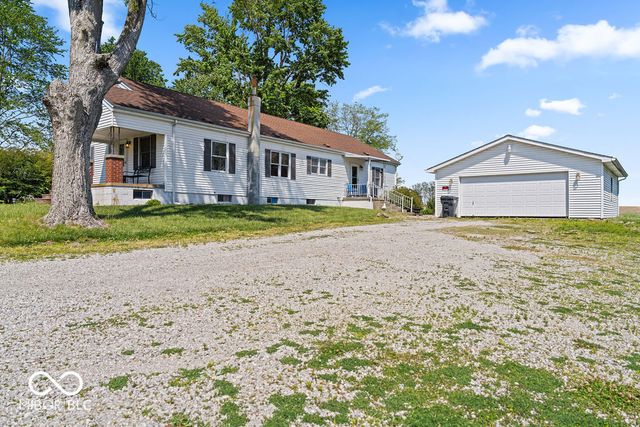10557 N Us Highway 31, Seymour, IN 47274