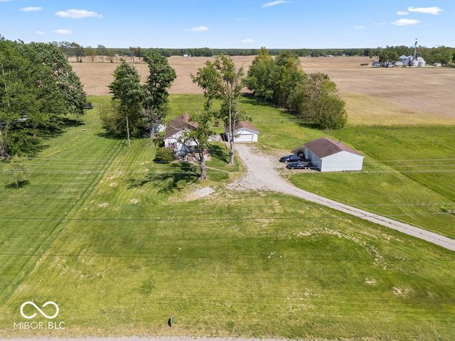 10557 N Us Highway 31, Seymour, IN 47274