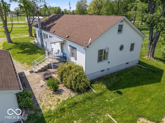 10557 N Us Highway 31, Seymour, IN 47274