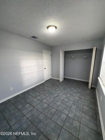 12948 GILLESPIE Avenue, Jacksonville, FL 32218