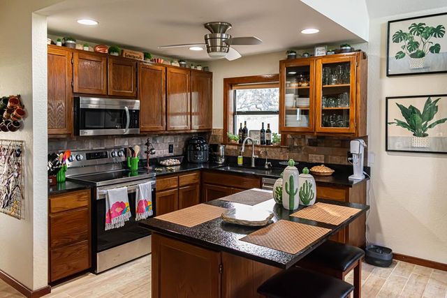 320 Overland Trail, Hunt, TX 78024