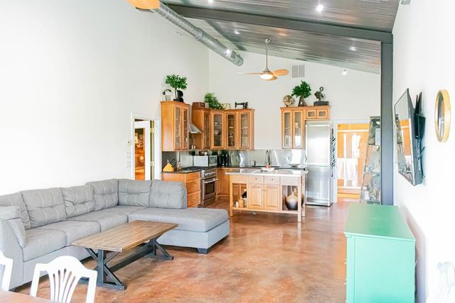 320 Overland Trail, Hunt, TX 78024