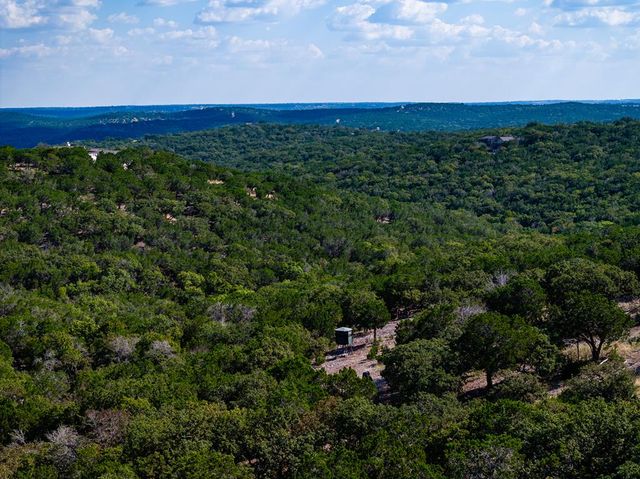 320 Overland Trail, Hunt, TX 78024