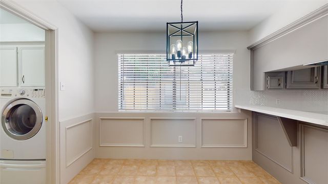 15734 Lakedale Drive, Houston, TX 77095