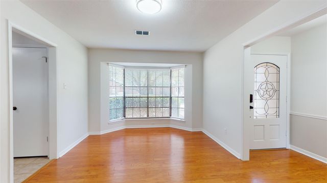 15734 Lakedale Drive, Houston, TX 77095