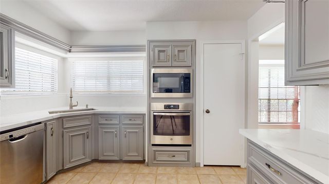 15734 Lakedale Drive, Houston, TX 77095