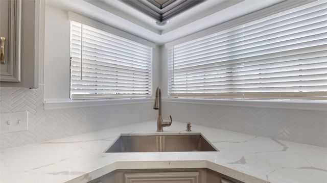 15734 Lakedale Drive, Houston, TX 77095
