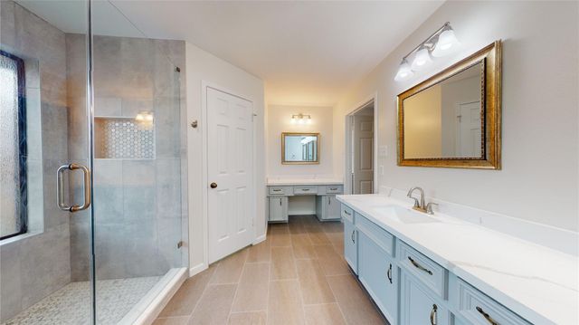 15734 Lakedale Drive, Houston, TX 77095