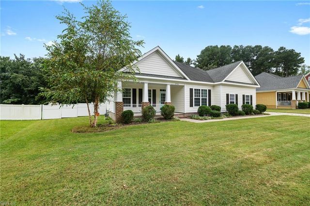 4906 Lake Shore DR, Chesapeake, VA 23321