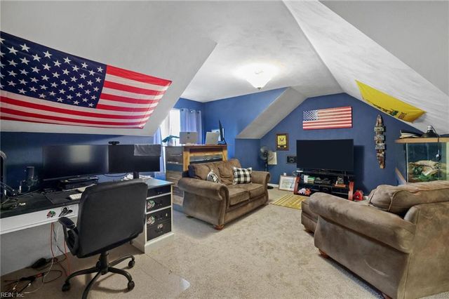 4906 Lake Shore DR, Chesapeake, VA 23321