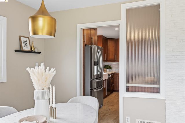 2527 Arlington Blvd, El Cerrito, CA 94530