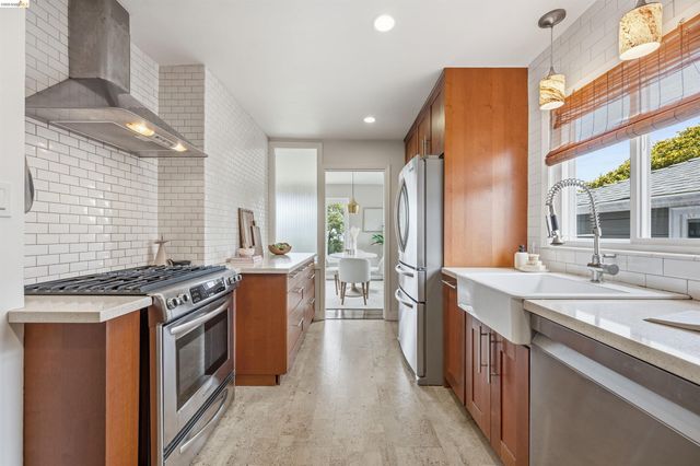 2527 Arlington Blvd, El Cerrito, CA 94530