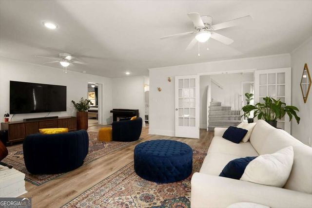 330 Stoneland Drive, Athens, GA 30606