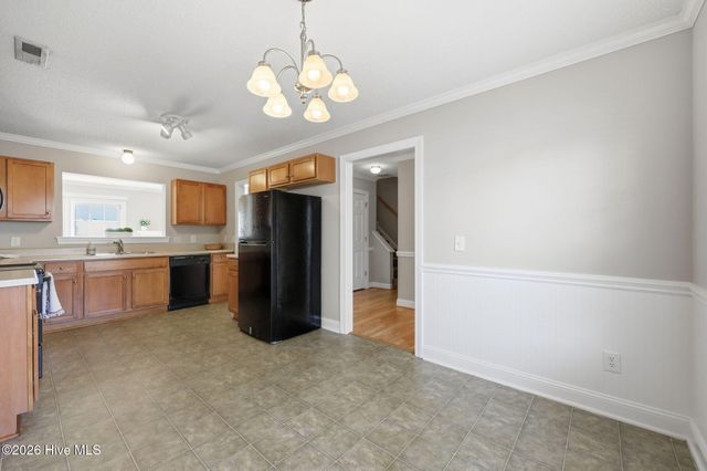 4242 Dudleys Grant Drive E, Winterville, NC 28590