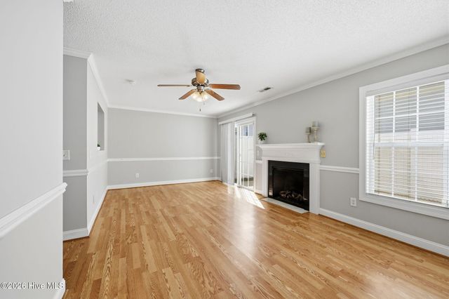 4242 Dudleys Grant Drive E, Winterville, NC 28590
