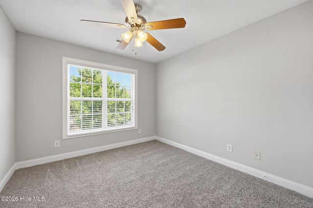 4242 Dudleys Grant Drive E, Winterville, NC 28590