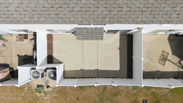4242 Dudleys Grant Drive E, Winterville, NC 28590