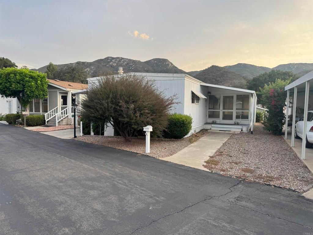 8975 Lawrence Welk Drive 85, Escondido, CA 92026 — exterior