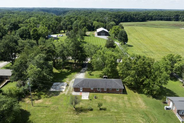 13210 Betts Rd, Greenbrier, TN 37073