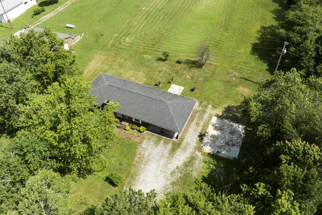 13210 Betts Rd, Greenbrier, TN 37073