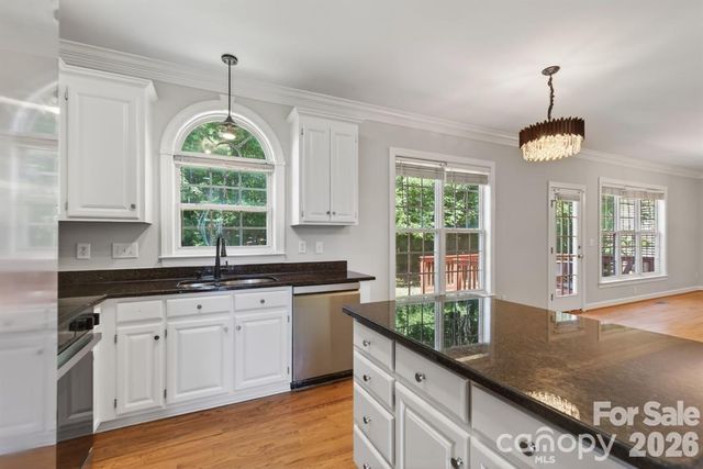 11005 Chilcomb Court, Charlotte, NC 28262