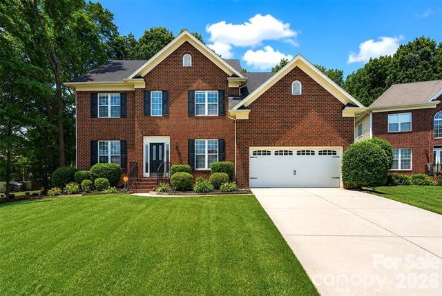 11005 Chilcomb Court, Charlotte, NC 28262