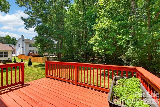 11005 Chilcomb Court, Charlotte, NC 28262